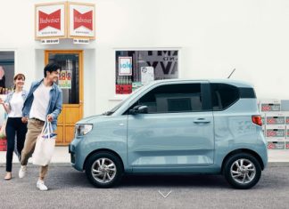 Hongguang Mini EV có hai cửa, bốn chỗ, sử dụng động cơ điện. Ảnh: Wulling